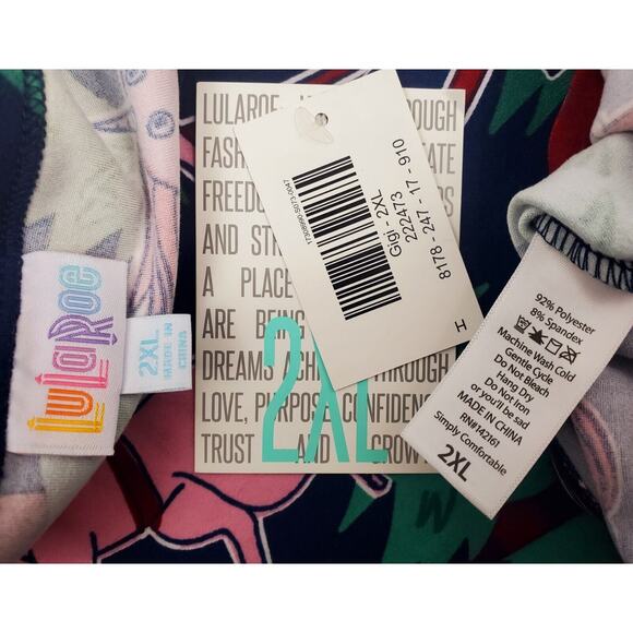 Nwt LuLaRoe Top Christmas 2XL Unicorn Santa Sleigh Gigi Leggings Material Shirt - Picture 5 of 10